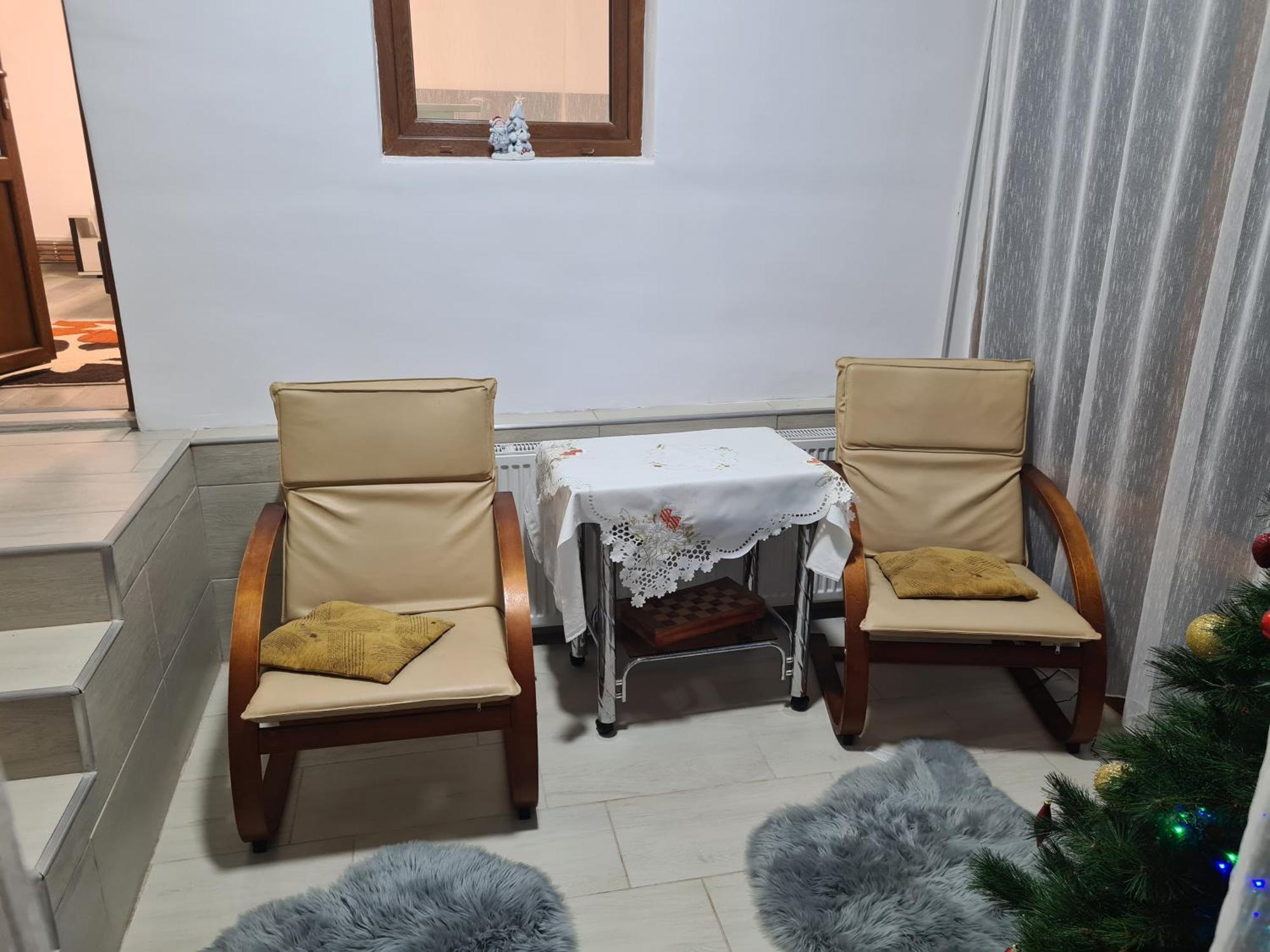 Вилла Casa La Rusu Lupeni  Экстерьер фото